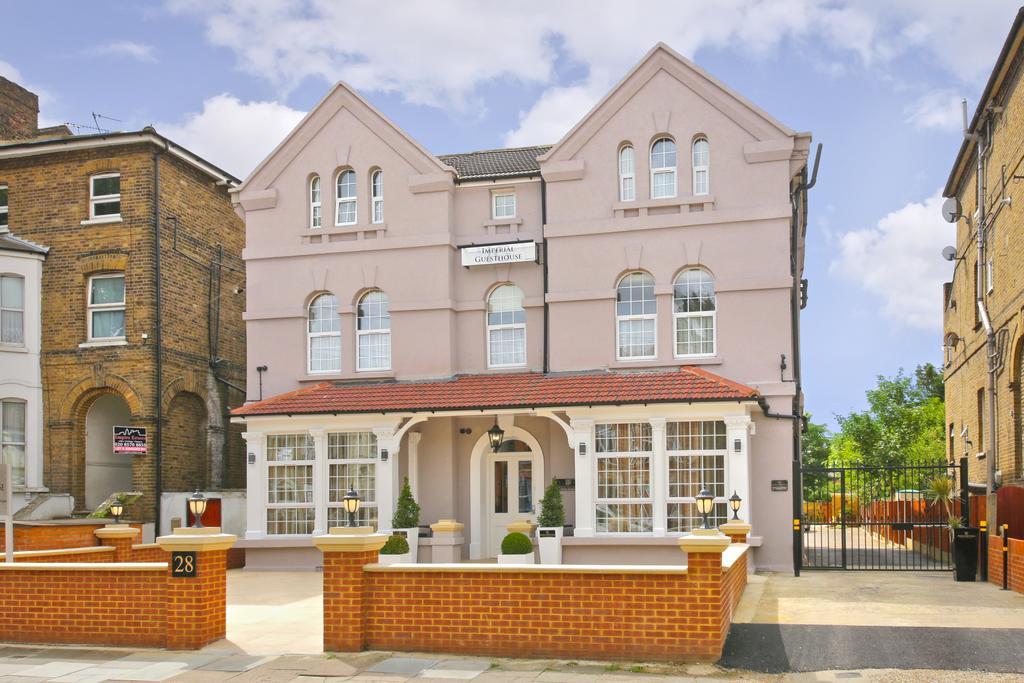 Imperial Guest House Ltd. Hounslow Extérieur photo