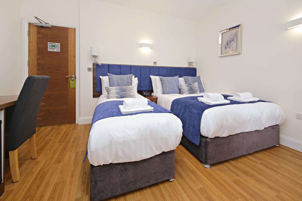 Imperial Guest House Ltd. Hounslow Extérieur photo